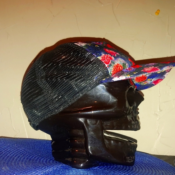 VANS "Galaxy Floral" Black Mesh Flowers Logo Patch Snapback Trucker Baseball Hat - Picture 12 of 15